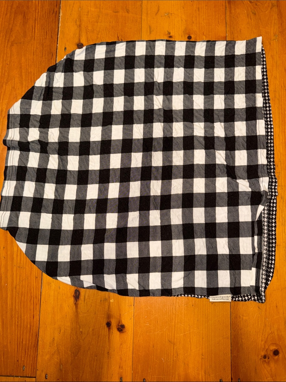 Covered goods multi use nursing car seat cover Black & White Buffalo Check